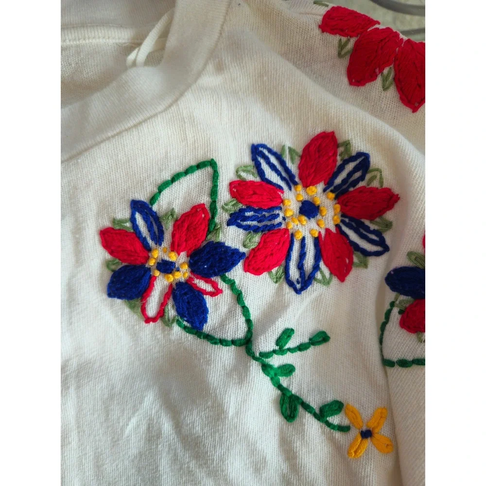 Free People Petal Tee Embroidered Women Size M Cream Floral Cotton Boho Cottage